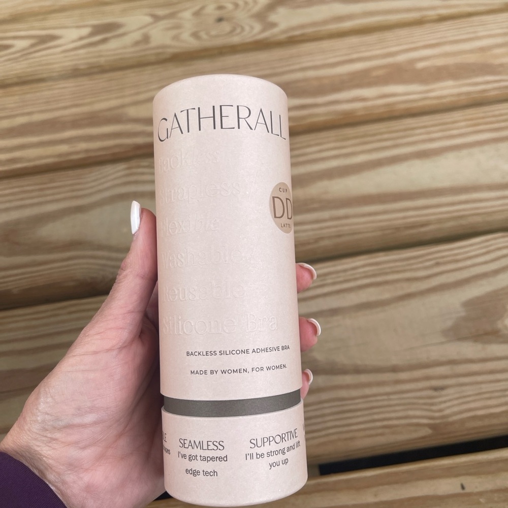 Gatherall Backless Silicone Adhesive Bra DD Latte New/Never Worn